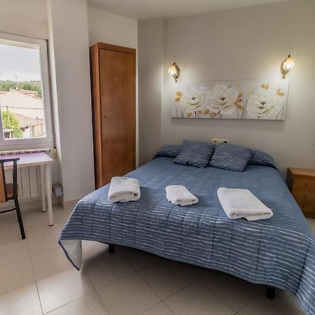 Hostal - Restaurante La Buena Villa By Vivere Stays Villalonquéjar Zewnętrze zdjęcie