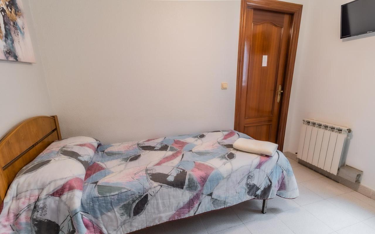 Hostal - Restaurante La Buena Villa By Vivere Stays Villalonquéjar Zewnętrze zdjęcie