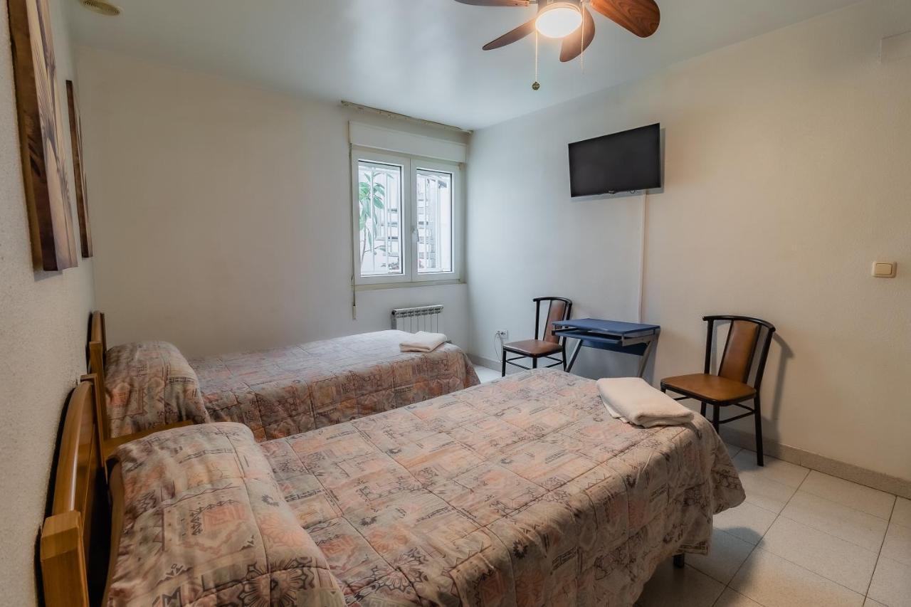 Hostal - Restaurante La Buena Villa By Vivere Stays Villalonquéjar Zewnętrze zdjęcie