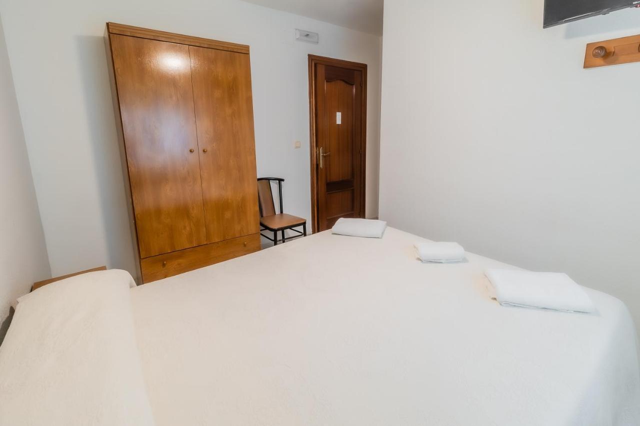 Hostal - Restaurante La Buena Villa By Vivere Stays Villalonquéjar Zewnętrze zdjęcie