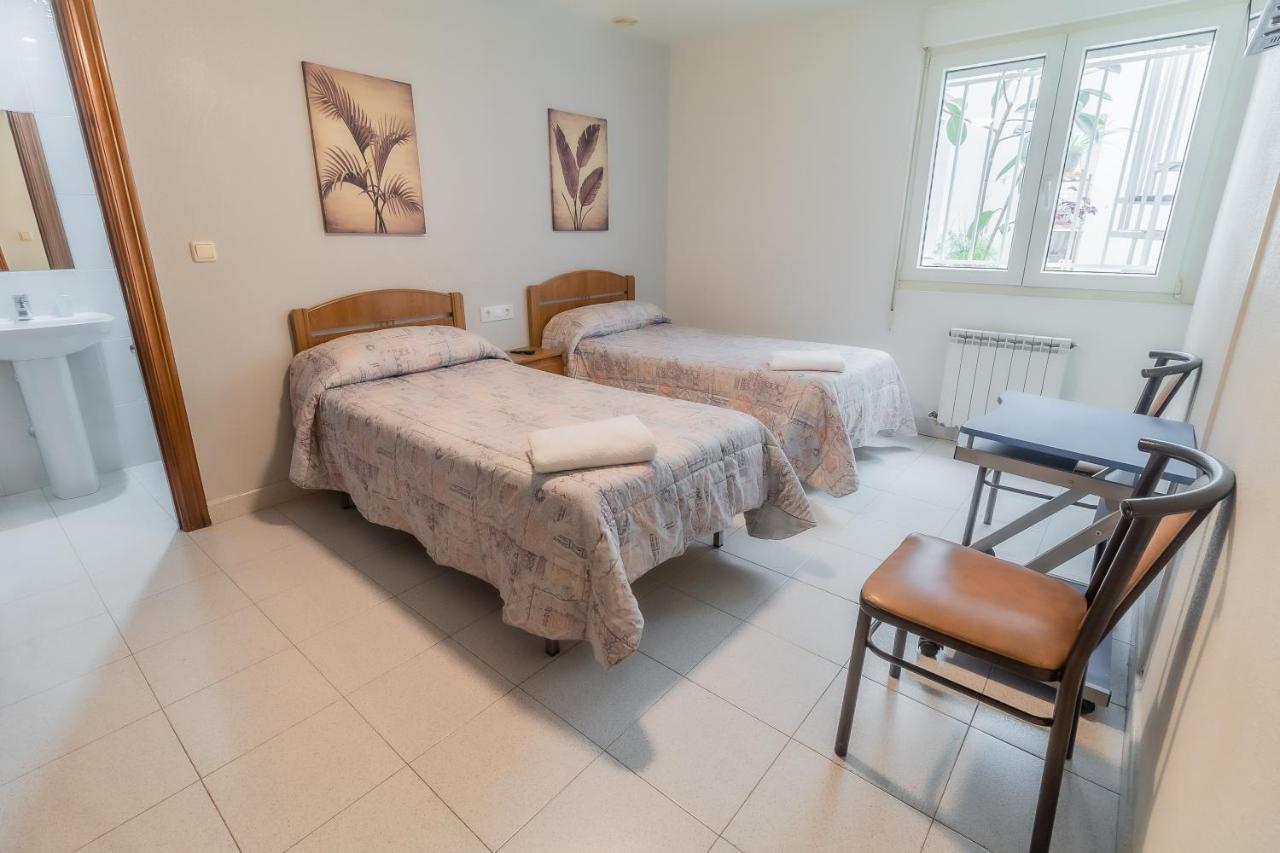 Hostal - Restaurante La Buena Villa By Vivere Stays Villalonquéjar Zewnętrze zdjęcie
