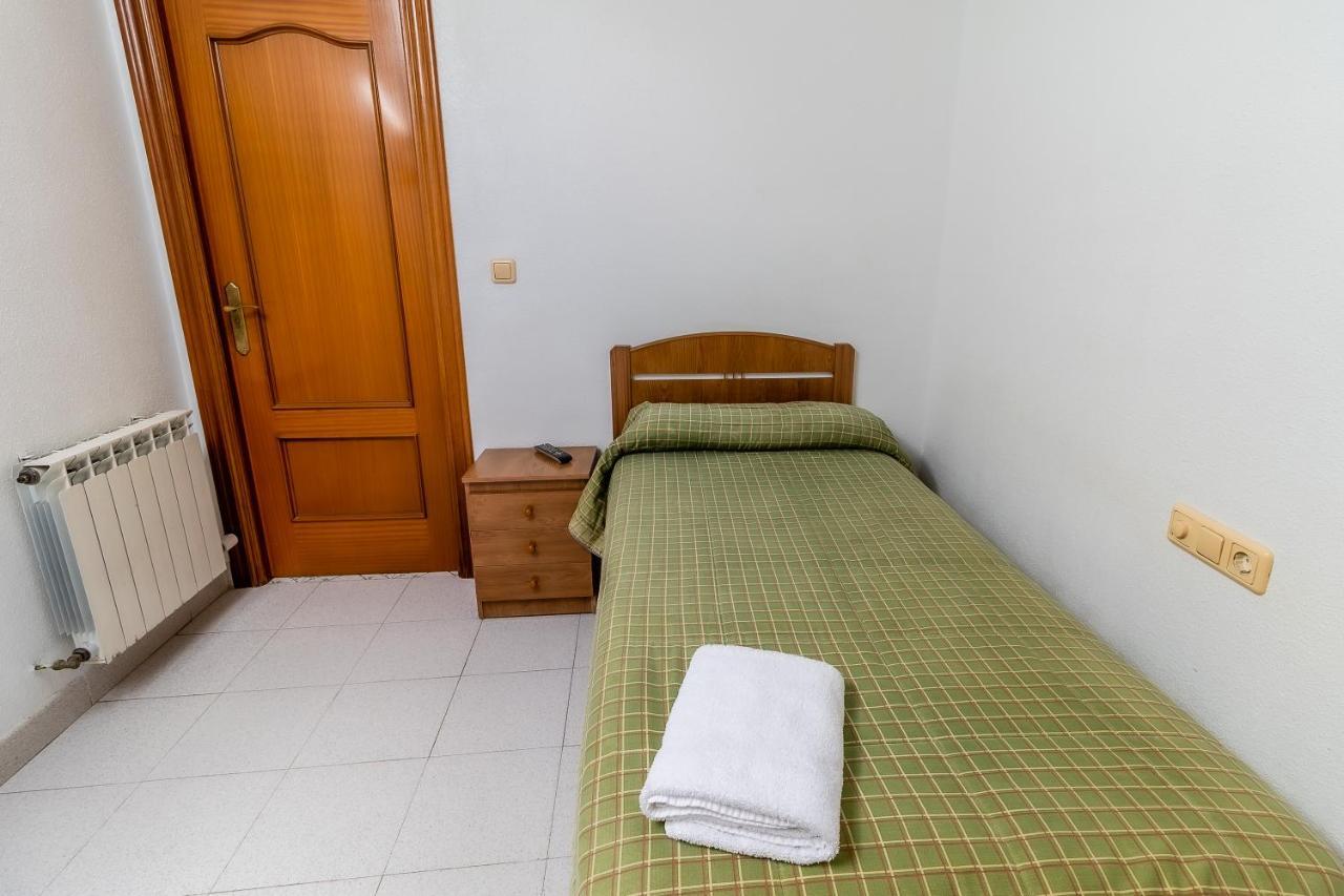 Hostal - Restaurante La Buena Villa By Vivere Stays Villalonquéjar Zewnętrze zdjęcie