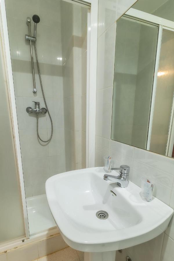 Hostal - Restaurante La Buena Villa By Vivere Stays Villalonquéjar Zewnętrze zdjęcie